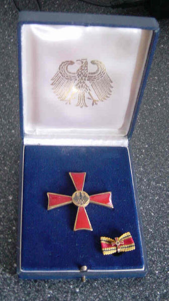 Federal German Order of Merit Class 1 in Case
