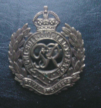 British Army Royal Engineers Officers RE Cap Badge GVIR