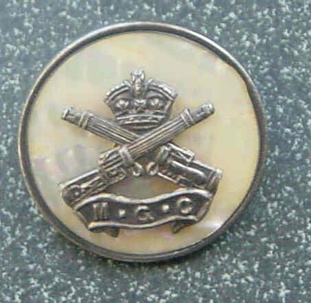 British Army Machine Gun Corps Sweetheart Brooch -WW1 Silver and Mother of Pearl