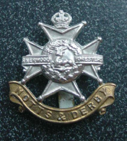 British Army Notts and Derby Regiment Cap Badge KC