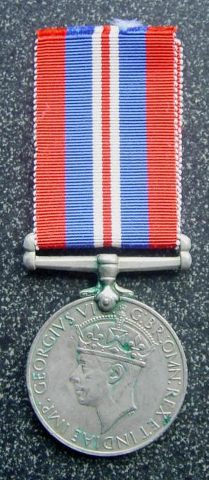 South African Forces WW2 War Medal South Africa - Named n Rim