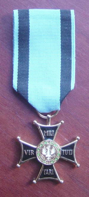 Polish  Virtuti Militari Class III Medal Poland