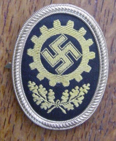 German Labour Front Cap Badge DAF