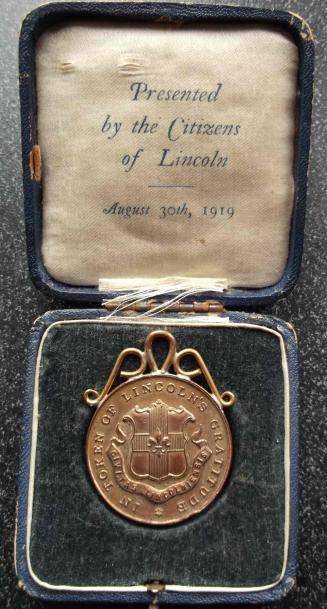 Lincoln Tribute Medal WW1 - Named in Case