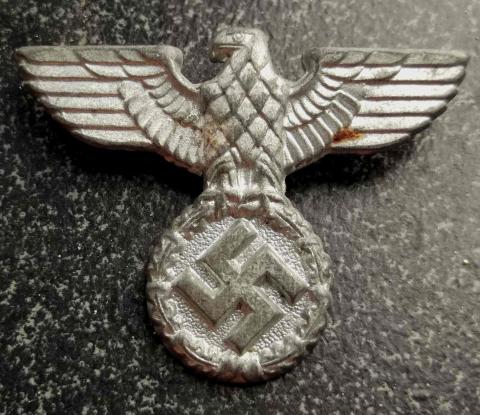 Early Pattern German Third Reich Era Cap Badge Eagle