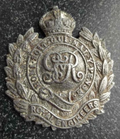 Cast British Army Royal Engineers Emblem GVR