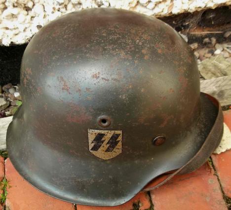 SS M42 Single Decal Helmet