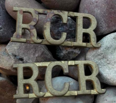 Royal Canadian Regiment Brass Shoulder Titles Pair