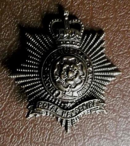 British Army Royal Hampshire Officers Cap Badge EIIR