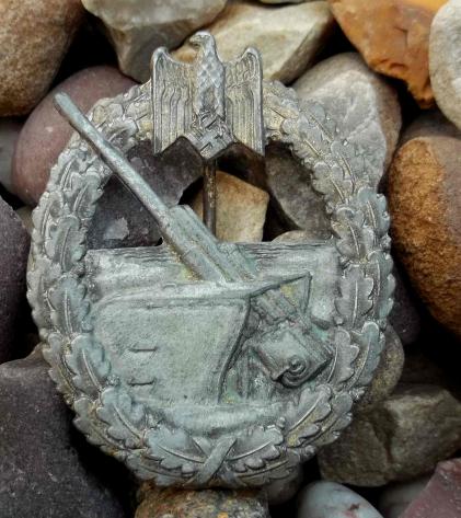 German Navy WW2 Coastal Artlillery Flak Badge