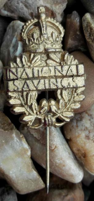 WW2 War Economy Plastic National Savings Stick Pin Badge