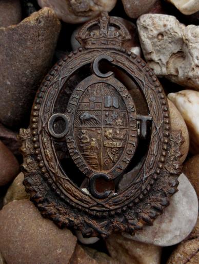 Canadian Army Manitoba University OTC Officer Training Corps Cap Badge