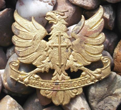 Canadian Army Cap Badge McMaster University COTC Maker Marked