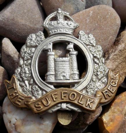 British Army Suffolk Regiment Volunteers Cap Badge Mis Struck Repaired