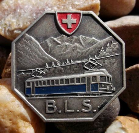 Swiss BLS Bern Lötschberg Simplon Railway Pin Badge Switzerland