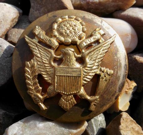 Vintage US Army Enlisted Cap Badge 