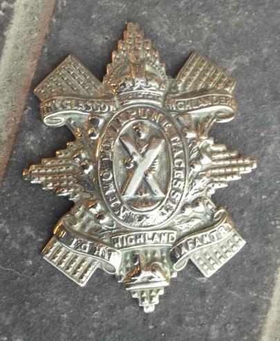 British Army Glasgow Highlanders Glengarry Cap Badge HLI No Lugs