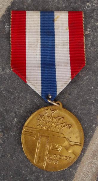 Czechoslovakian Commemorative Victory Medal WW2 Czechoslovakia 