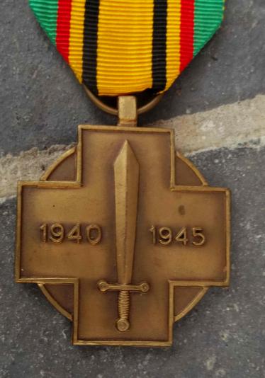 Belgian Military Fighters Medal 1940 - 1945 WW2 Beligium Cross