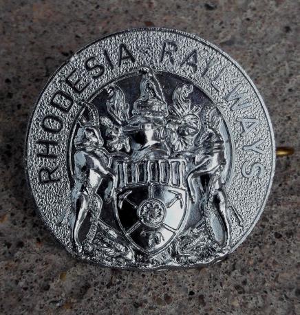 Rhodesia Railways Chromed Metal Cap Badge Rhodesian