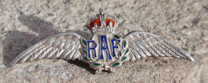 British RAF Silver Sweetheart Brooch Royal Air Force Wings Kings Crown