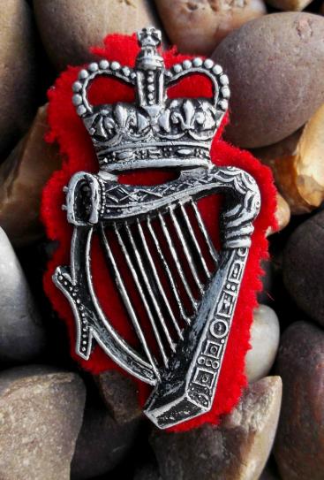 RUC Anodised Aluminium Cap Badge Royal Ulster Constabulary EIIR