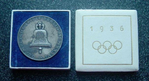 German Third Reich Berlin Olympics Silver Medallion in Lidded Box 1936