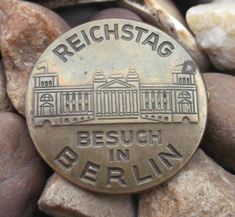 Vintage Visit to the German Reichstag Berlin Brass Pin Badge Germany