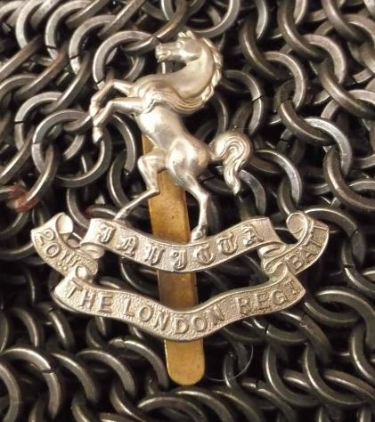 British Army 20th Battalion The London Regiment White Metal Cap Badge