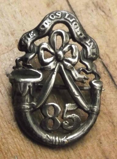 British Army 85th King's Regiment of Light Infantry Bucks Volunteers Sweetheart Brooch Badge