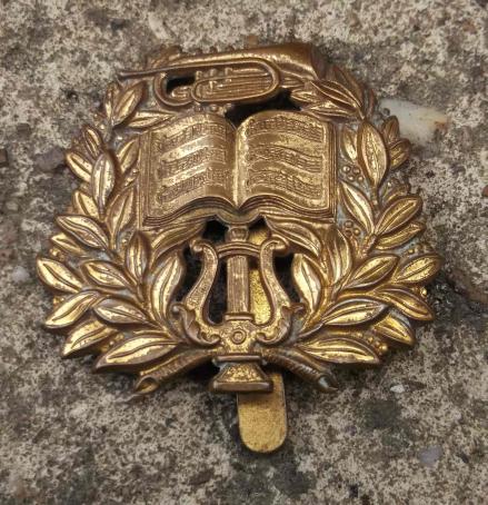 British Vintage Civilian Bandsmans Cap Badge Band Musician