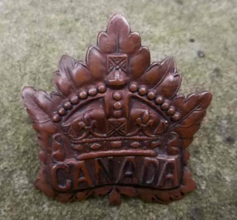 Canadian Army WW1 Pattern Overseas Maple Leaf Canada Cap Badge