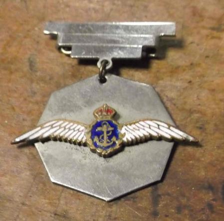 British Royal Navy Fleet Air Arm Sweetheart Brooch RN  