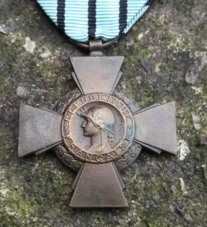 French WW2 Croix de Combattants Cross Vichy France 1940