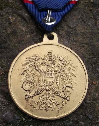 Austrian Army Military Service Medal Stets Bereit Austria Bronze Grade