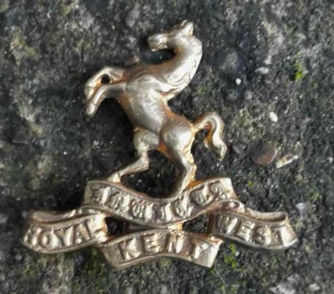 British Army Queen's Own Royal West Kent Regiment Cast Bazaar Cap Badge