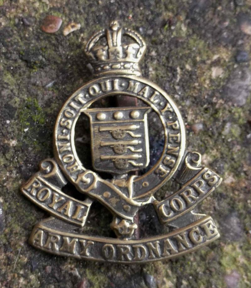 British Army RAOC Bazaar Cap Badge Royal Army Ordnance Corps KC