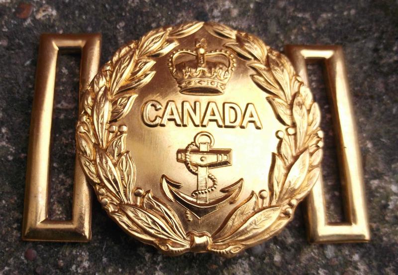 Royal Canadian Navy Officers Belt Buckle EIIR Canada