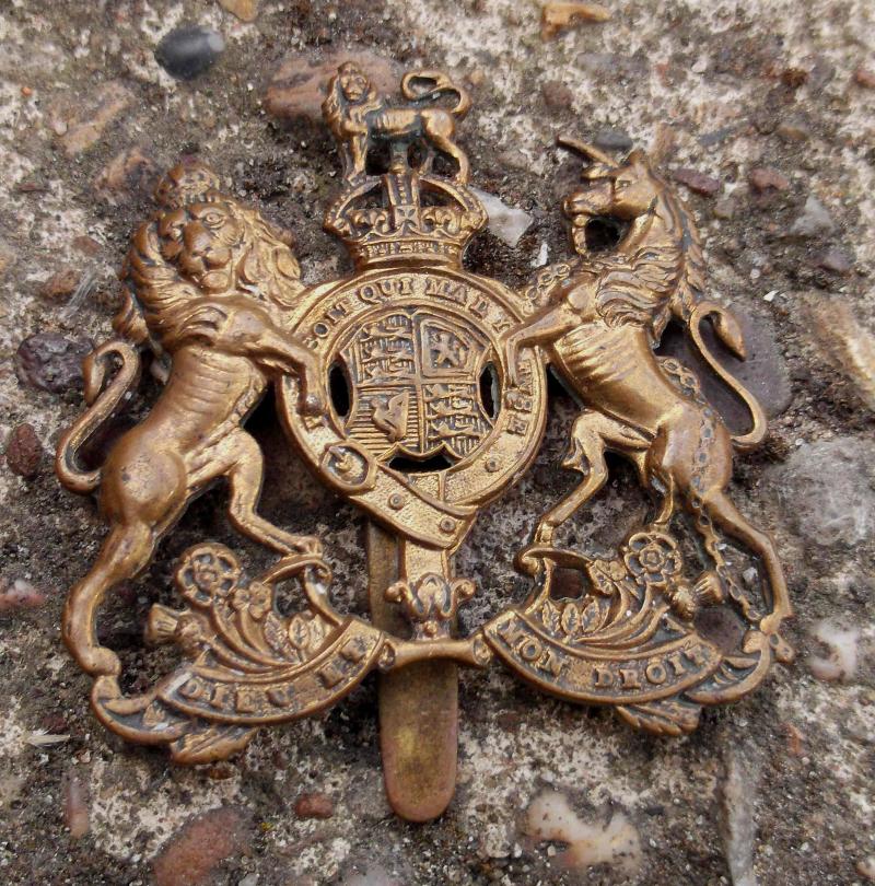 British Army GSC General Service Corps Cap Badge KC