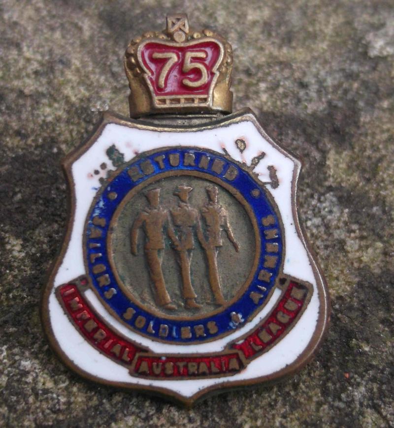 WW1 Australian AIF Returned Sailors & Soldiers Imperial League Lapel Badge