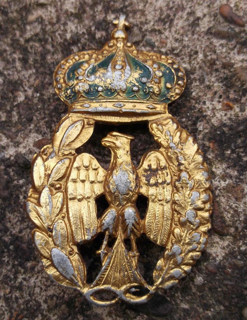 Royal Italian Air  Force Cap Badge Italy WW2