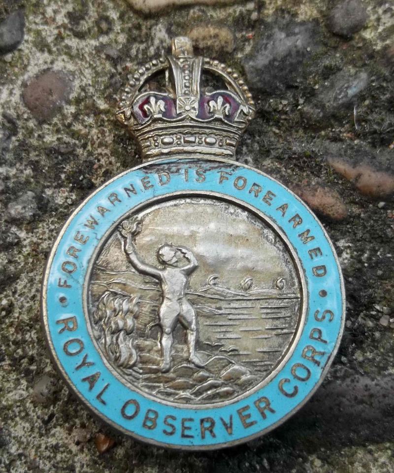 British WW2 Royal Observer Corps Kings Crown Lapel Badge