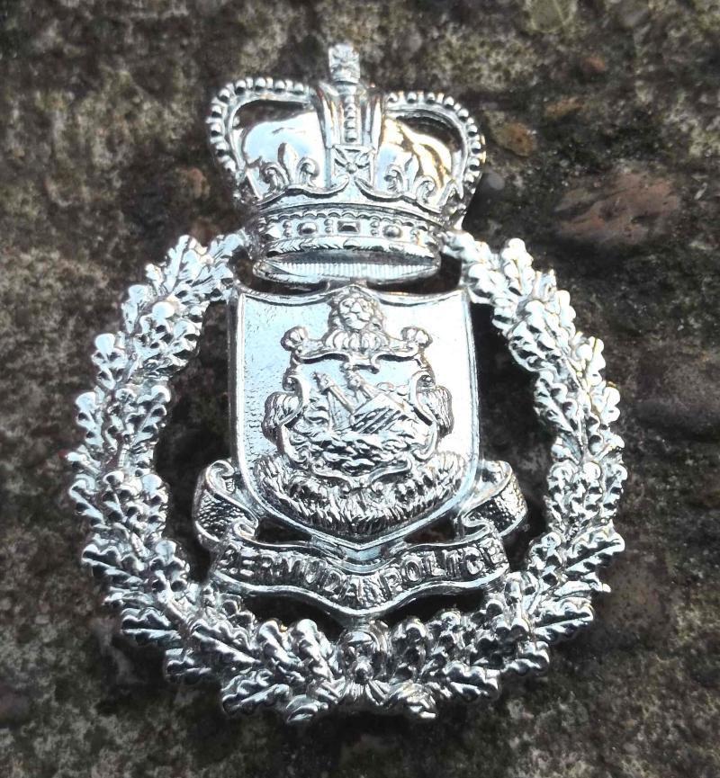 Bermuda Police Cap Badge EIIR British Commonwealth