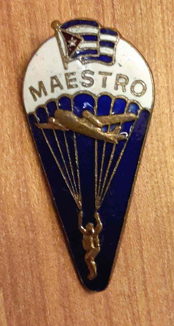 Cuban Master Paratrooper Qualification Badge Cuba