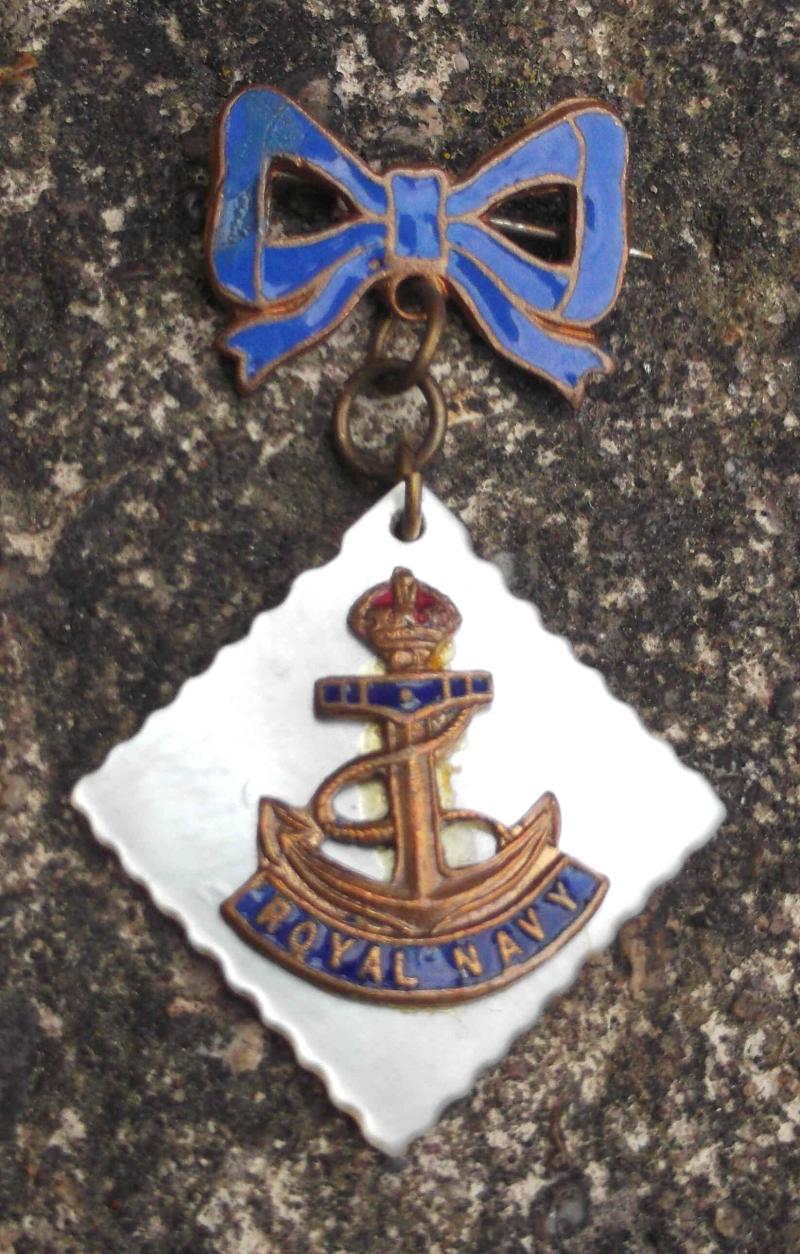 British Royal Navy Sweetheart Brooch RN WW2 Kings Crown