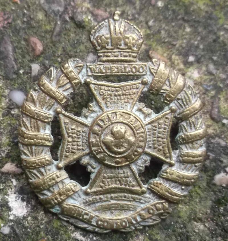 British Army Rifle Brigade Bazaar Cap Badge Kings Crown