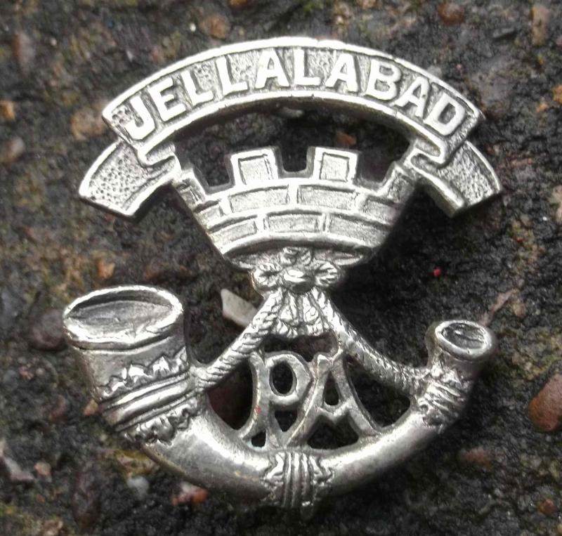British Army Somerset Light Infantry Bazaar Cap Badge