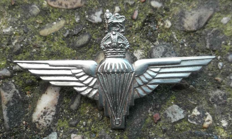 British Army WW2 Paratroop Regiment Cap Badge Replica