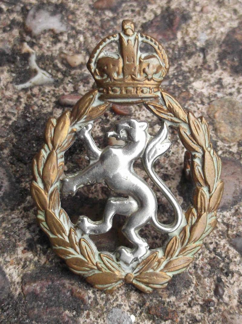 British Army Womens Royal Army Corps Cap Badge GVIR