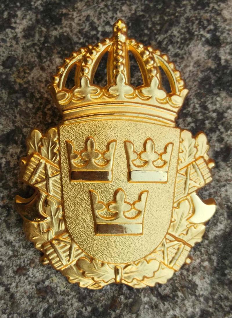 Obsolete Swedish Police Cap Badge Sweden